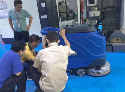 洗地機千萬不要這樣用，否則追悔莫及!